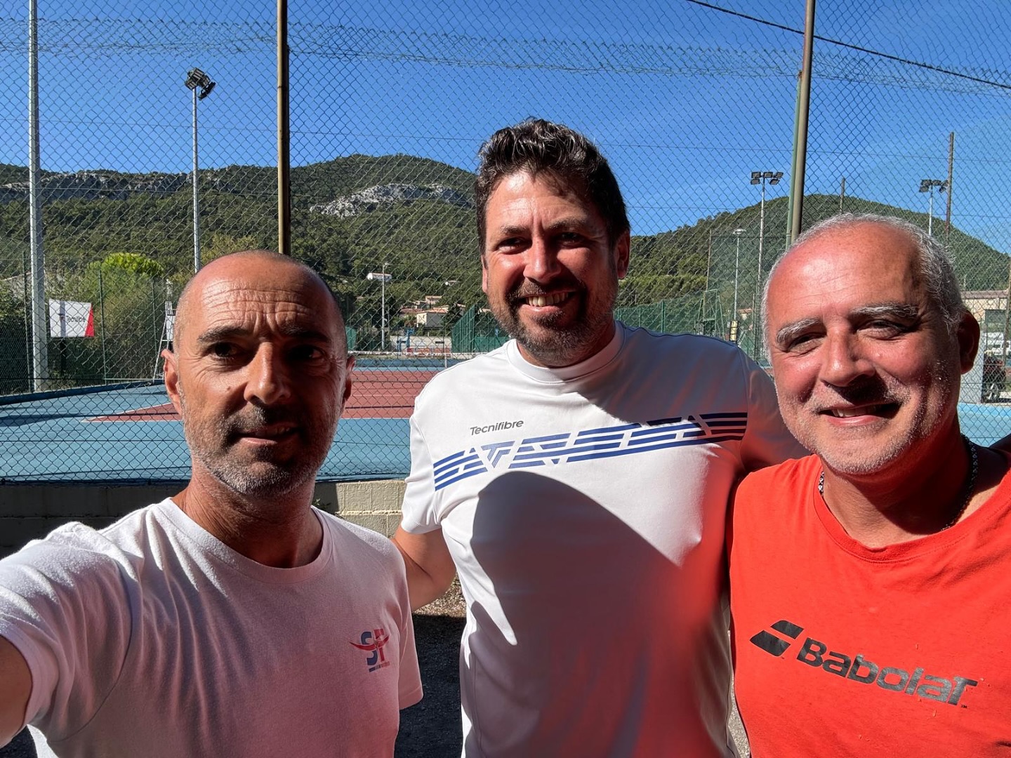 Suite des visites de clubs ce matin au Tennis Club de Saint Savournin !