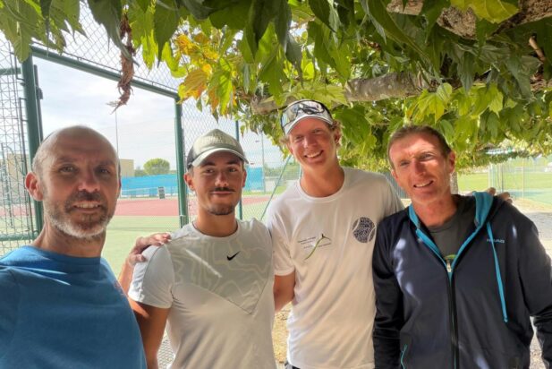 Deuxième visite de club de la journée au Tennis Club de Mazan !